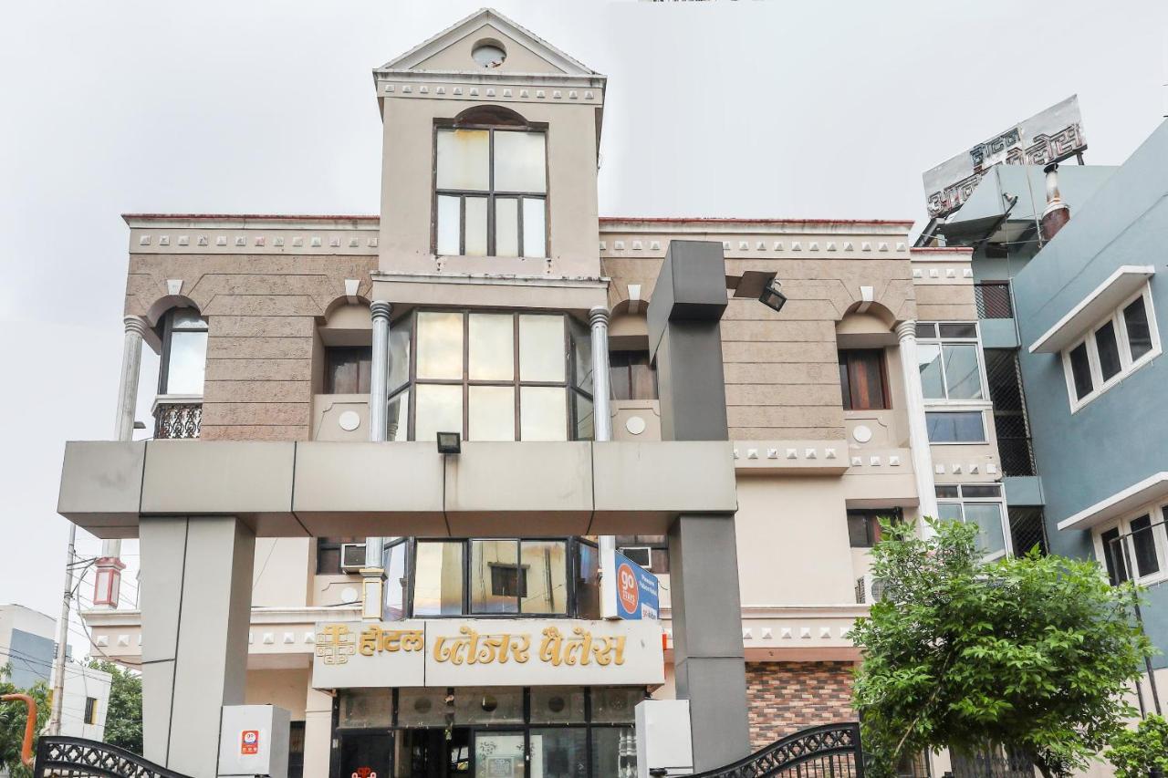 Oyo 62194 Pleasure Palace Hotel Indore Exterior foto