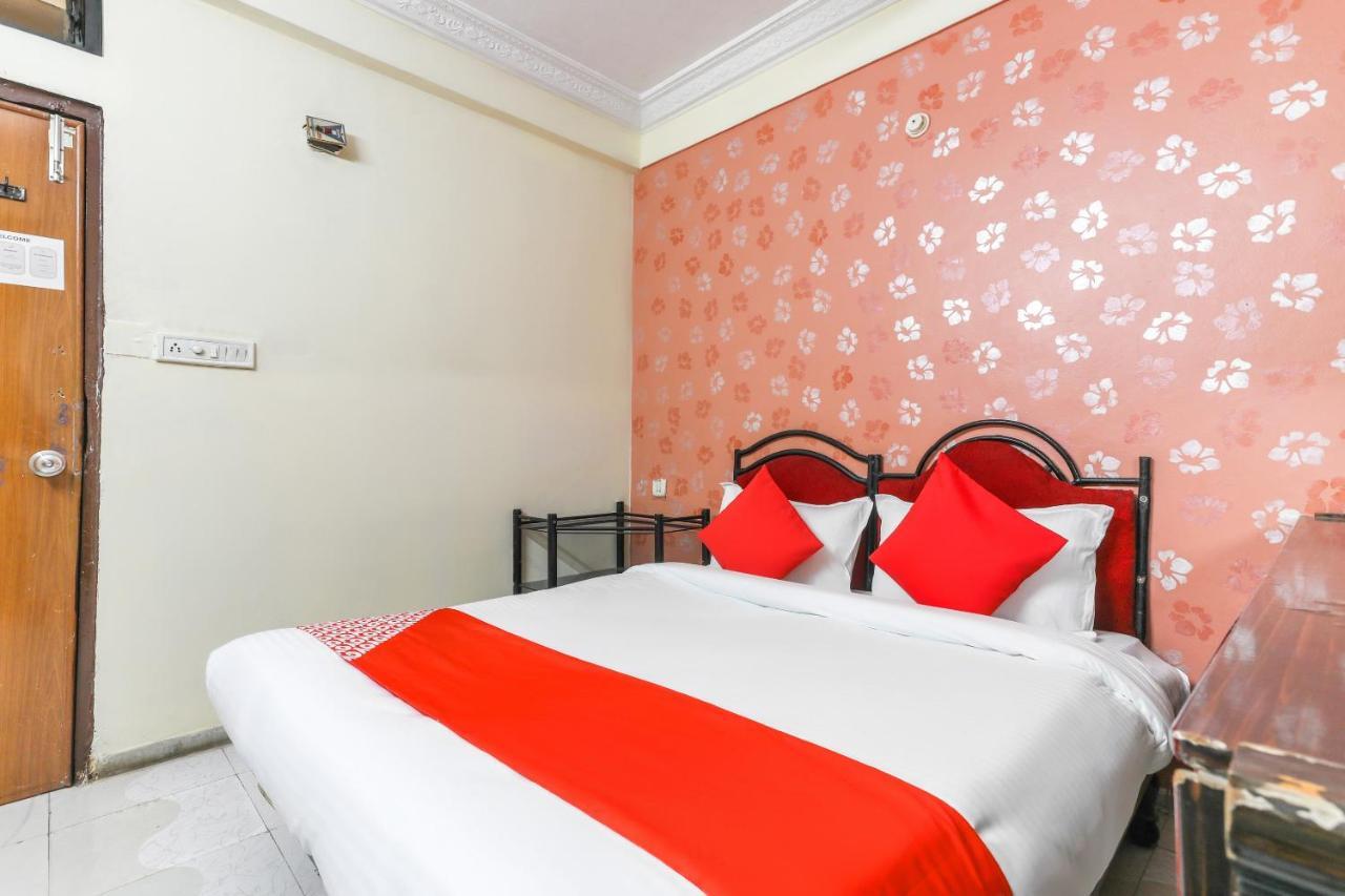 Oyo 62194 Pleasure Palace Hotel Indore Exterior foto